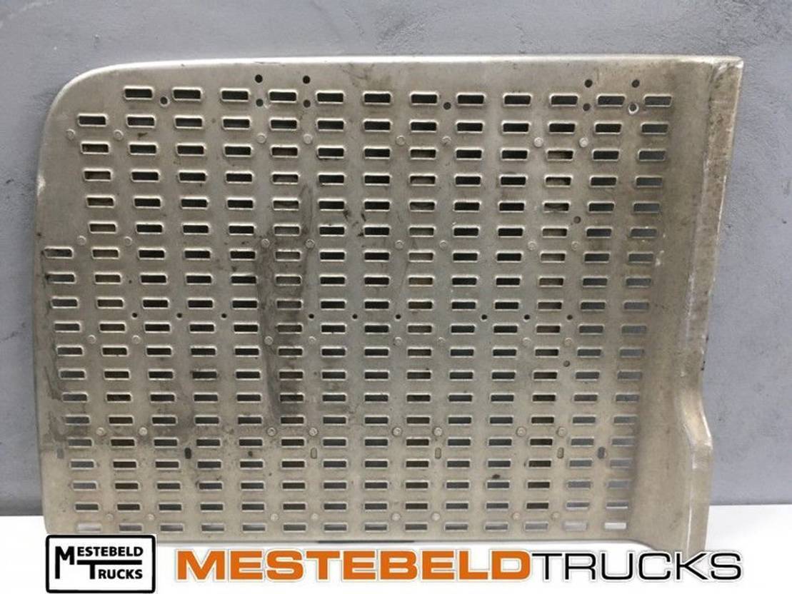 DAF Opstapplaat links - Estribo para Camião: foto 1 DAF Opstapplaat links - Estribo para Camião: foto 1