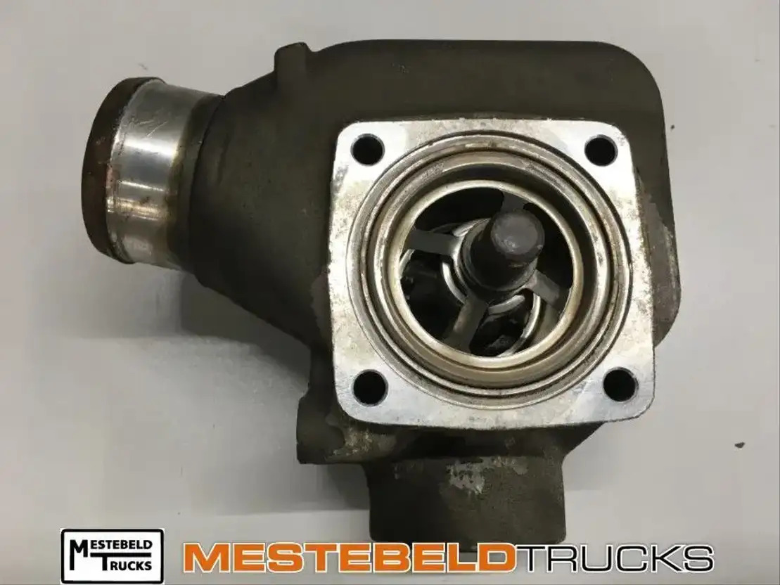 DAF Thermostaathuis MOT 1260 XE - Sistema de arrefecimento para Camião: foto 2 DAF Thermostaathuis MOT 1260 XE - Sistema de arrefecimento para Camião: foto 2