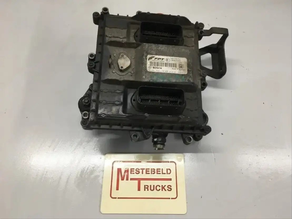 Iveco ECU unit cursor euro 6 - Sistema elétrico para Camião: foto 1 Iveco ECU unit cursor euro 6 - Sistema elétrico para Camião: foto 1