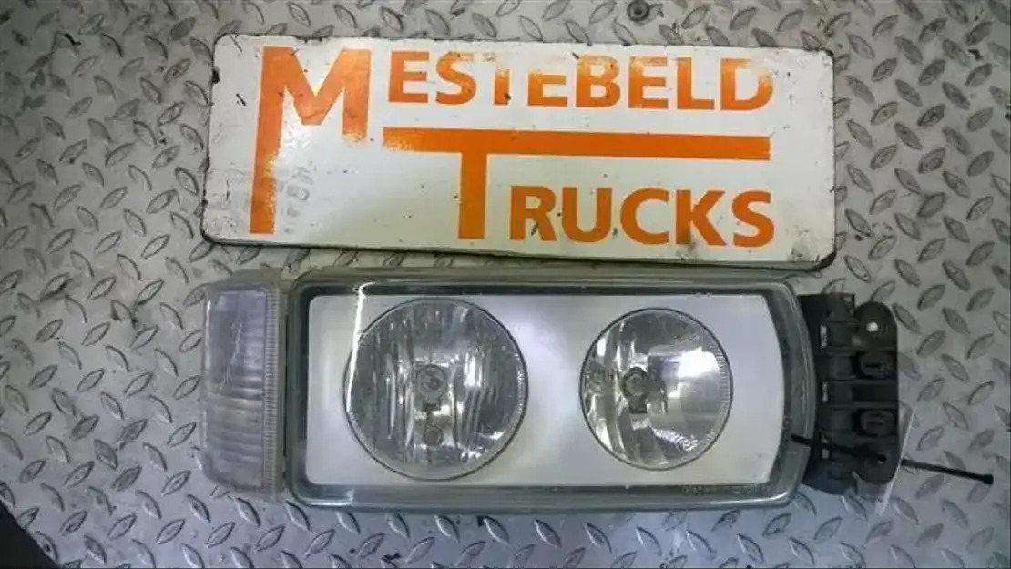 Iveco Koplamp rechts - Sistema elétrico para Camião: foto 1 Iveco Koplamp rechts - Sistema elétrico para Camião: foto 1
