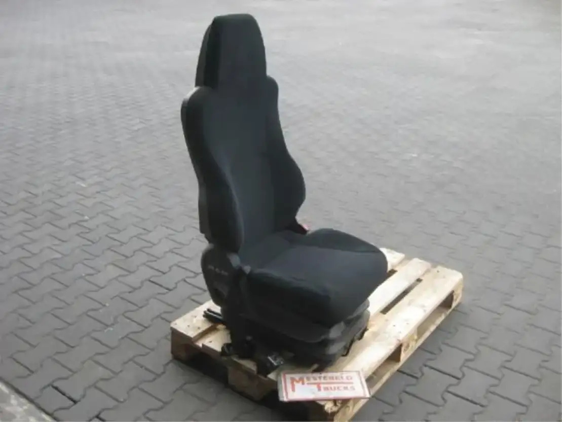 MAN Bijrijdersstoel TGX - Cabine e interior para Camião: foto 1 MAN Bijrijdersstoel TGX - Cabine e interior para Camião: foto 1