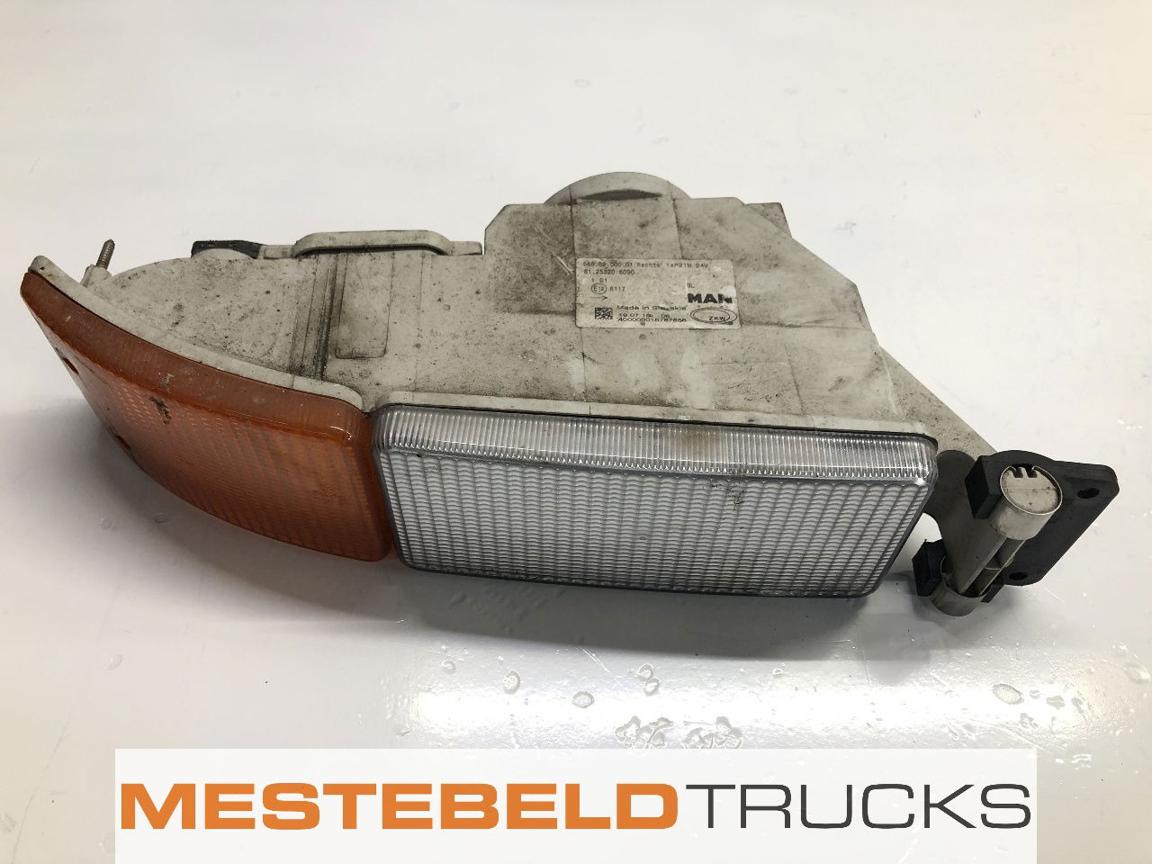 MAN Knipperlicht TGL-TGM - Sistema elétrico para Camião: foto 1 MAN Knipperlicht TGL-TGM - Sistema elétrico para Camião: foto 1