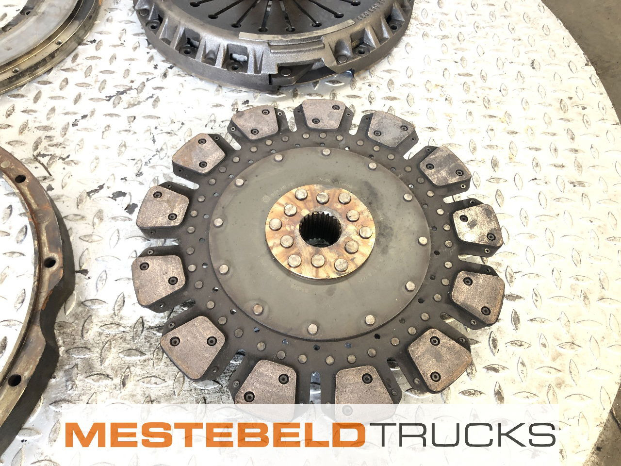 MAN Koppelingsset WSK 440 - Embreagem e peças para Camião: foto 3 MAN Koppelingsset WSK 440 - Embreagem e peças para Camião: foto 3