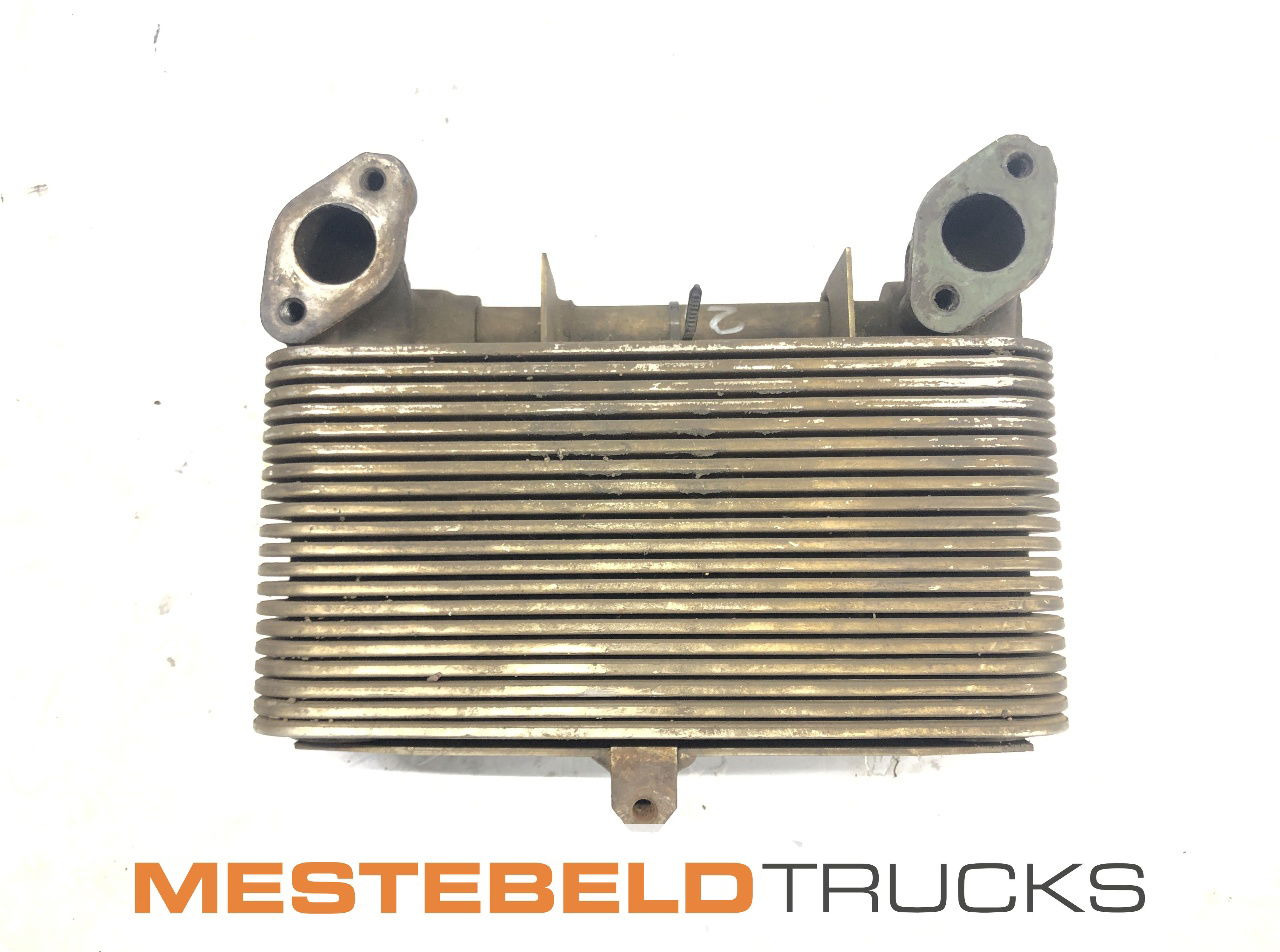 MAN Oliekoeler D2840 LF 04 - Motor para Camião: foto 1 MAN Oliekoeler D2840 LF 04 - Motor para Camião: foto 1