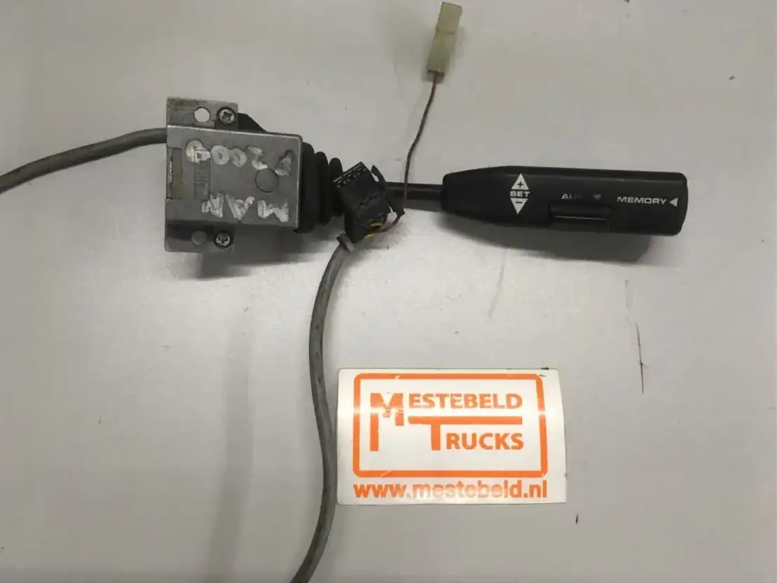 MAN Stuurschakelaar Cruise controle - Sistema elétrico para Camião: foto 1 MAN Stuurschakelaar Cruise controle - Sistema elétrico para Camião: foto 1