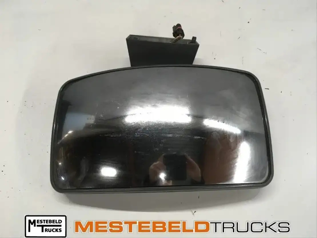 MAN Trottoirspiegel verwarmd verstelbaar - Cabine e interior para Camião: foto 1 MAN Trottoirspiegel verwarmd verstelbaar - Cabine e interior para Camião: foto 1