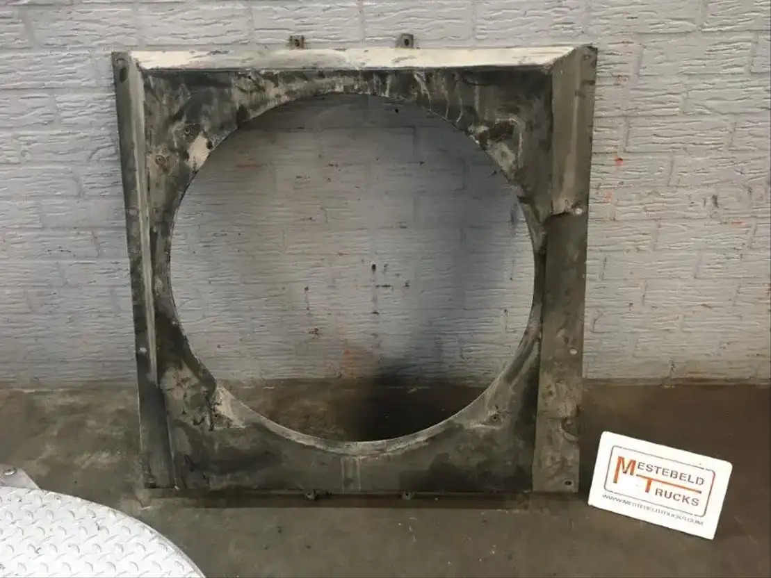 MAN Ventilatorkap - Sistema de arrefecimento para Camião: foto 1 MAN Ventilatorkap - Sistema de arrefecimento para Camião: foto 1