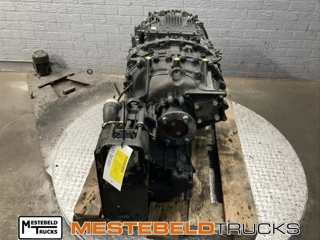 MAN Versnellingsbak 12AS2130TD - Caixas de velocidade e peças para Camião: foto 2 MAN Versnellingsbak 12AS2130TD - Caixas de velocidade e peças para Camião: foto 2