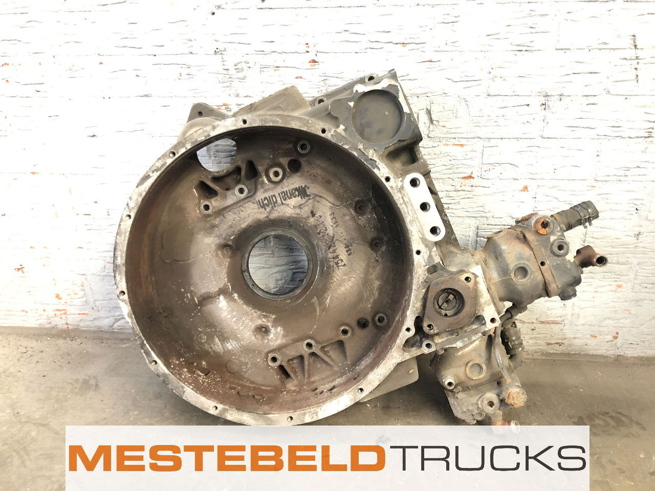 MAN Vliegwielhuis D2840 LF21 - Motor para Camião: foto 1 MAN Vliegwielhuis D2840 LF21 - Motor para Camião: foto 1