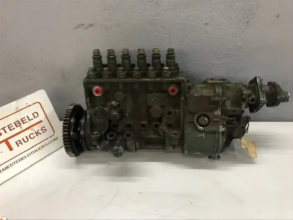 Mercedes-Benz Brandstofpomp OM441LA mechanisch - Sistema de combustível para Camião: foto 1 Mercedes-Benz Brandstofpomp OM441LA mechanisch - Sistema de combustível para Camião: foto 1