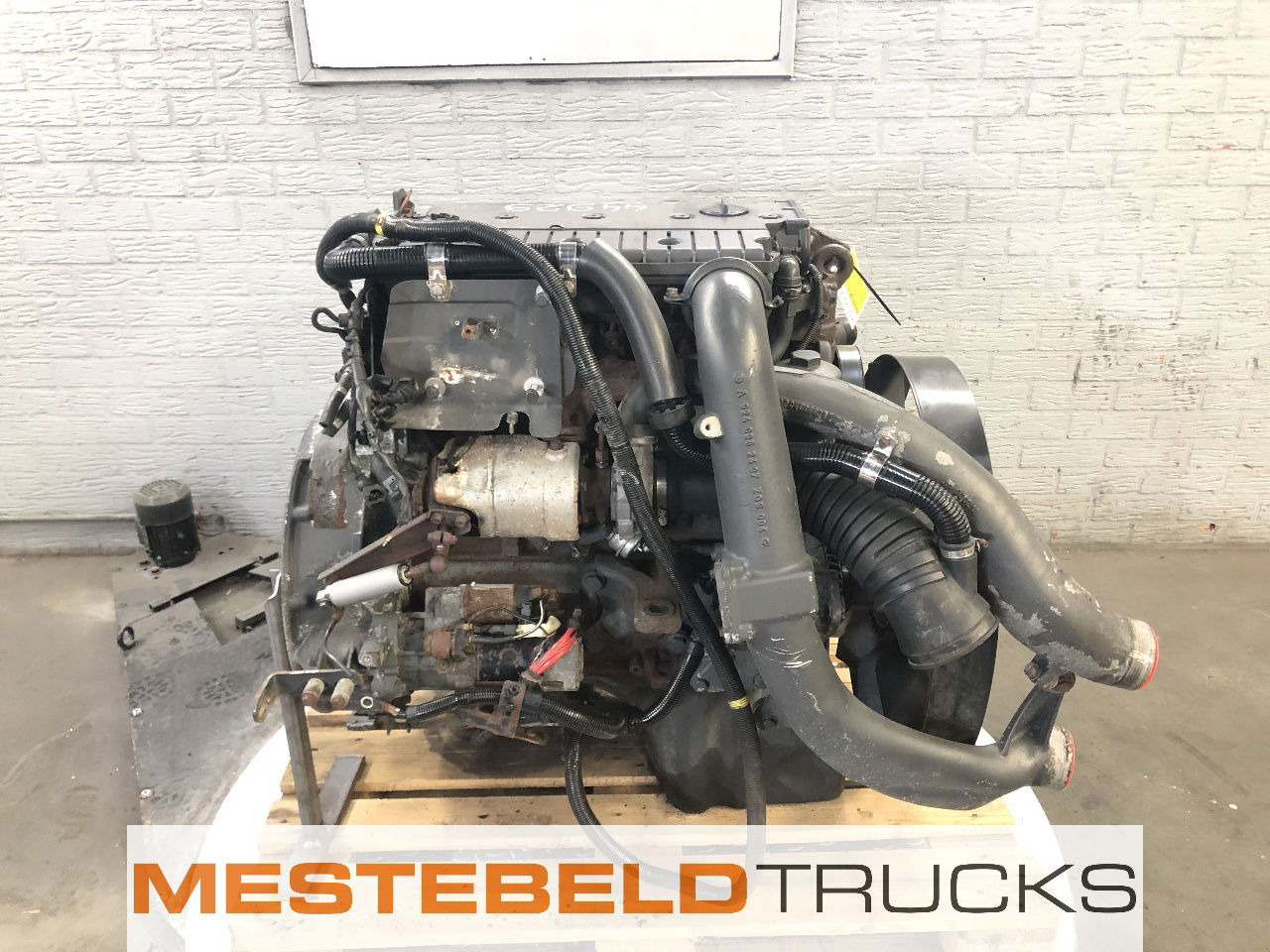 Mercedes-Benz Motor OM 924 LA - Motor e peças para Camião: foto 3 Mercedes-Benz Motor OM 924 LA - Motor e peças para Camião: foto 3