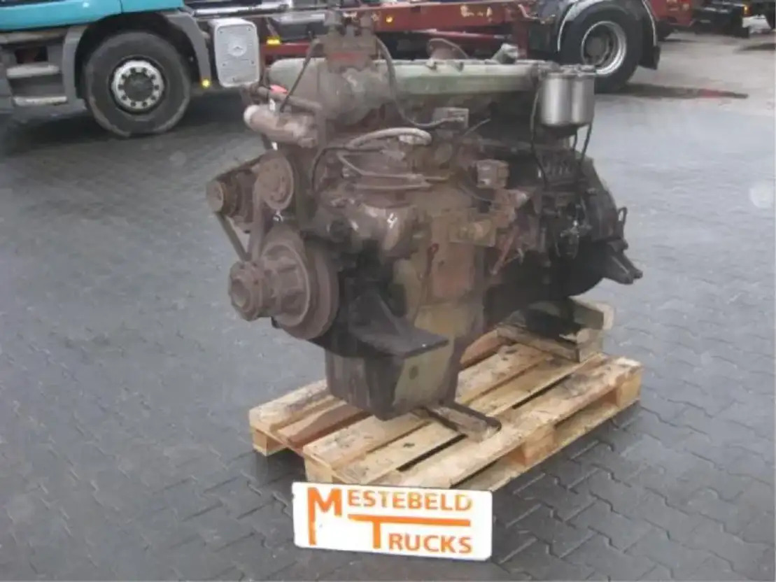 Mercedes-Benz OM 447 A  - Motor para Camião: foto 1 Mercedes-Benz OM 447 A  - Motor para Camião: foto 1
