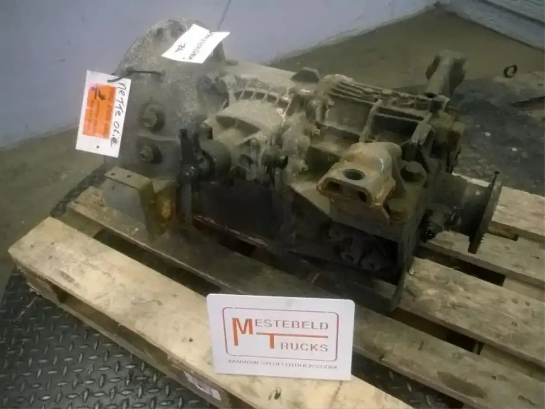 Mercedes-Benz Versnellingsbak G60-6 - Caixas de velocidade e peças para Camião: foto 1 Mercedes-Benz Versnellingsbak G60-6 - Caixas de velocidade e peças para Camião: foto 1