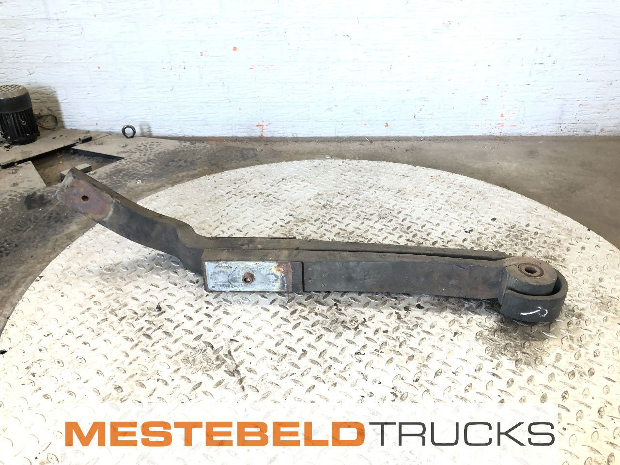 Renault Achterveer rechts - Estrutura/ Châssis para Camião: foto 1 Renault Achterveer rechts - Estrutura/ Châssis para Camião: foto 1