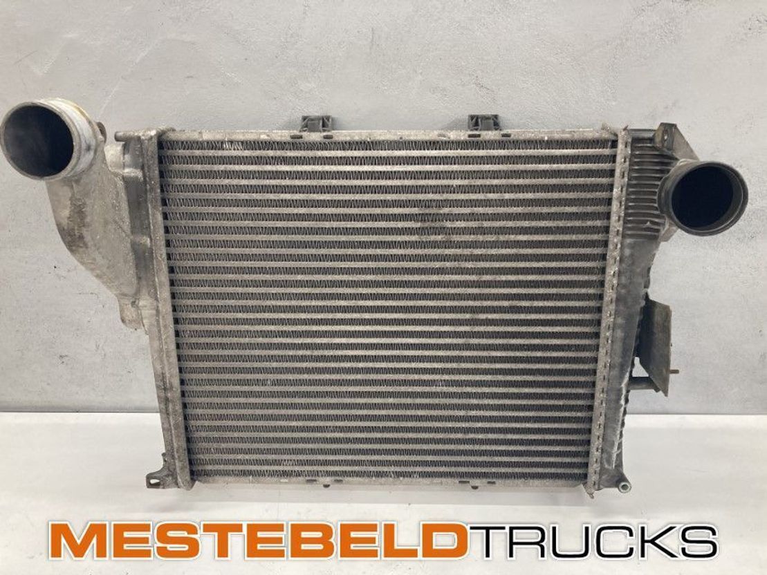 Renault Intercooler - Intercooler para Camião: foto 1 Renault Intercooler - Intercooler para Camião: foto 1