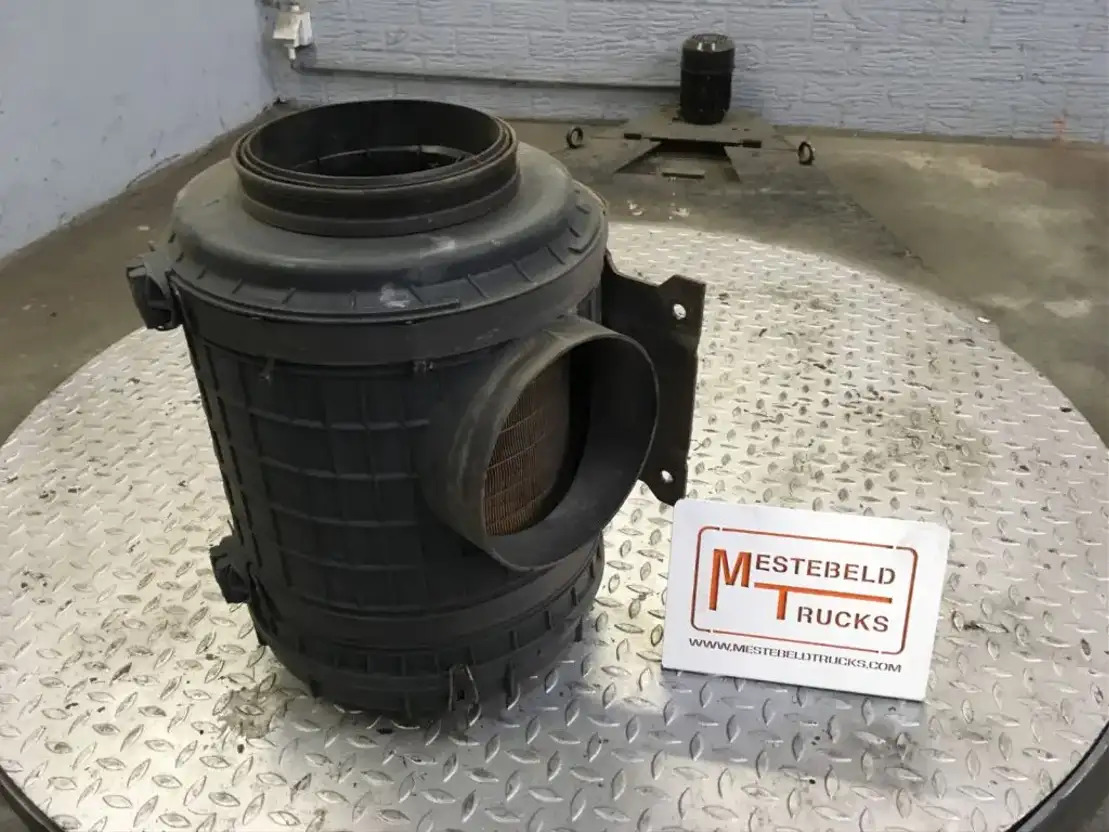 Renault Luchtfilter - Filtro de ar para Camião: foto 1 Renault Luchtfilter - Filtro de ar para Camião: foto 1