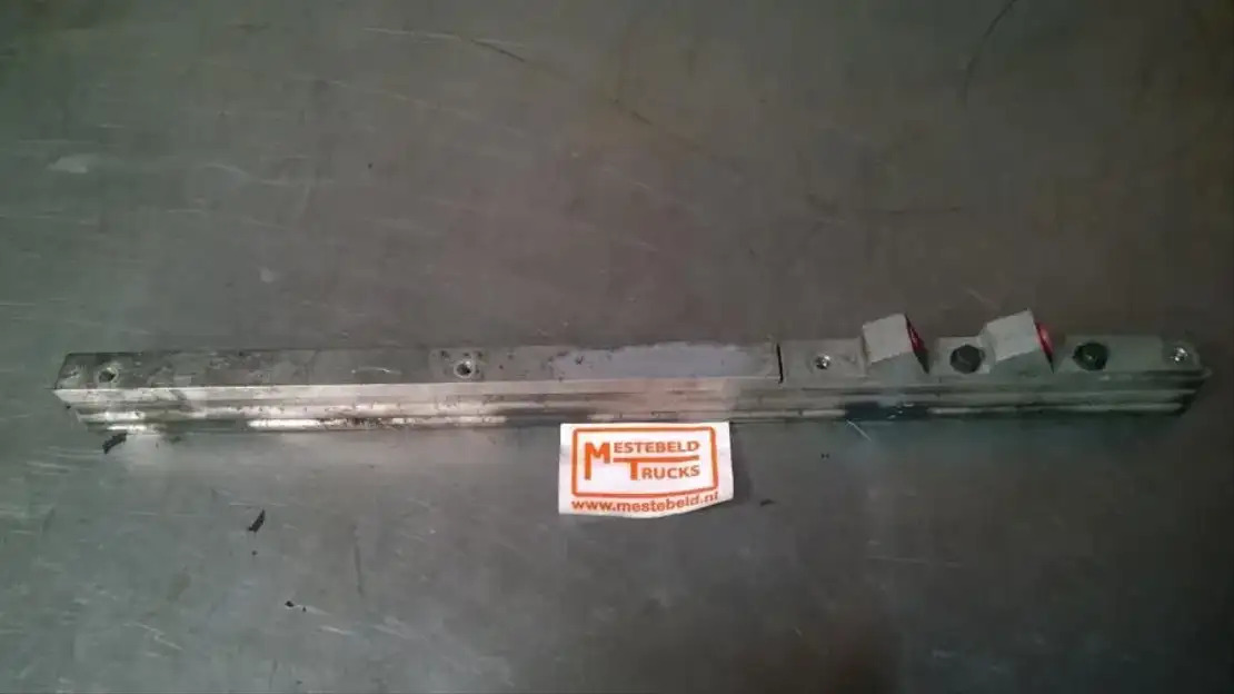 Scania Brandstofverdeelleiding DC 16 18 L01 R560 - Motor e peças para Camião: foto 1 Scania Brandstofverdeelleiding DC 16 18 L01 R560 - Motor e peças para Camião: foto 1