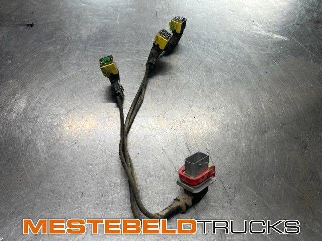 Scania Kabelboom uitlaat - Sistema elétrico para Camião: foto 1 Scania Kabelboom uitlaat - Sistema elétrico para Camião: foto 1
