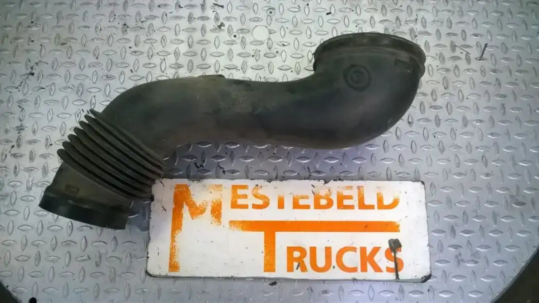 Scania R500 V8 Luchtinlaatbuis R500  - Tubo de admissão para Camião: foto 1 Scania R500 V8 Luchtinlaatbuis R500  - Tubo de admissão para Camião: foto 1