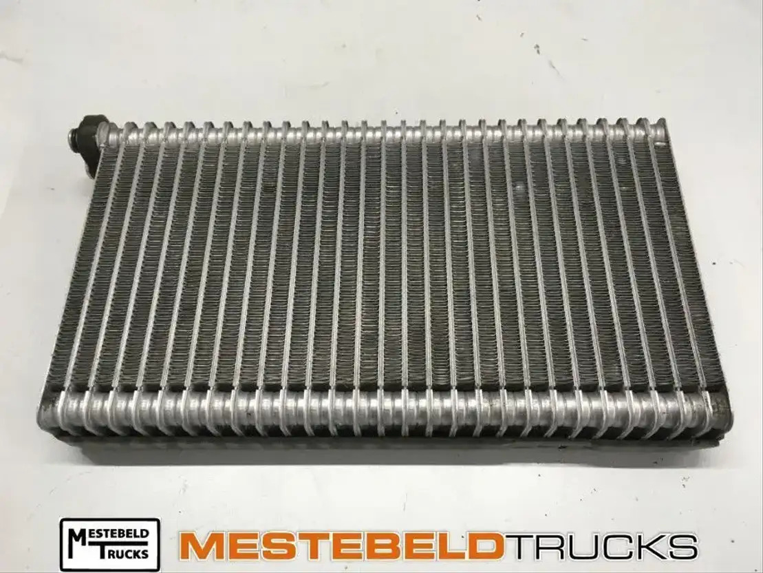 Scania Verdamper airco R-serie - Sistema de arrefecimento para Camião: foto 1 Scania Verdamper airco R-serie - Sistema de arrefecimento para Camião: foto 1