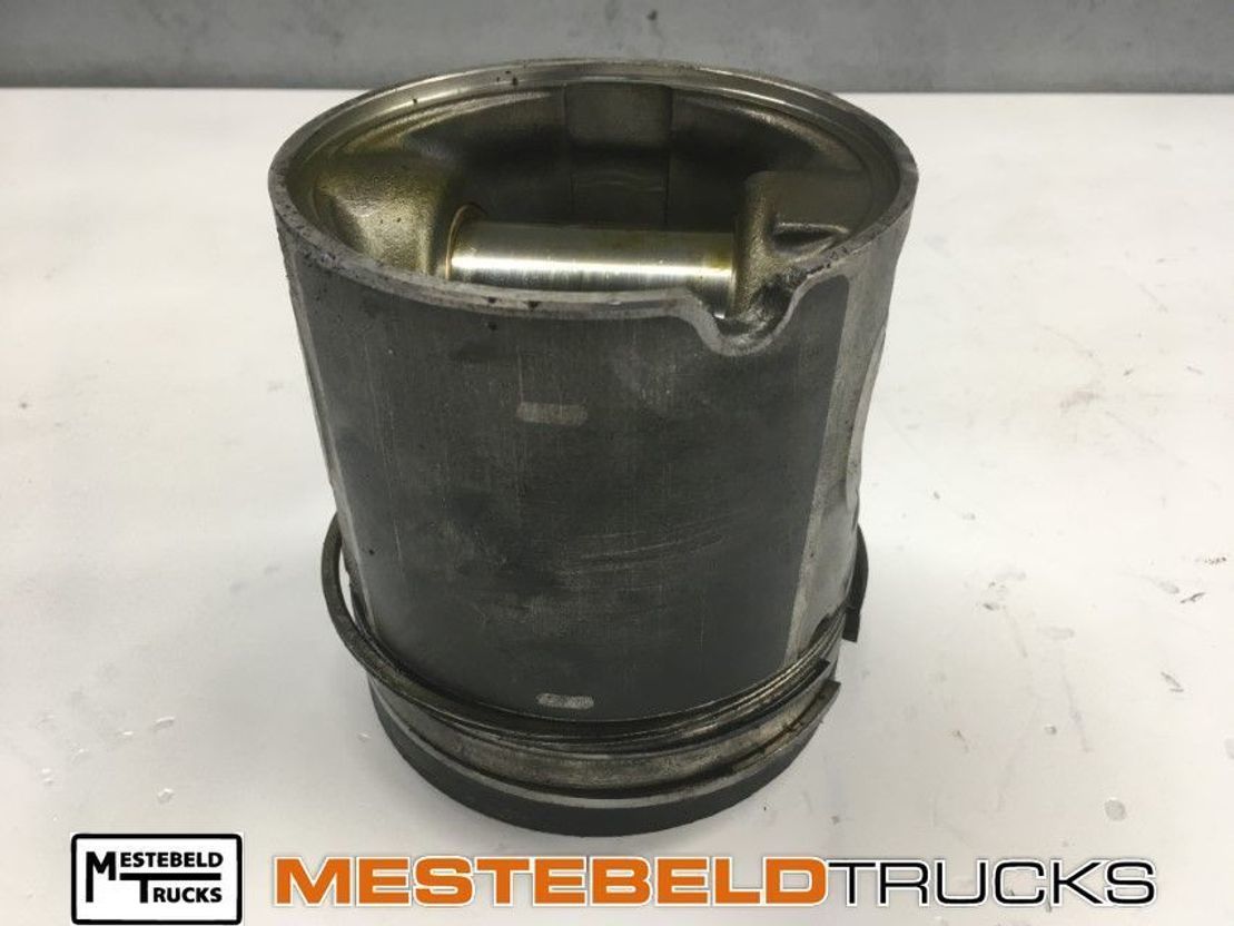 Scania Zuiger DC9 16/17/40 - Motor e peças para Camião: foto 1 Scania Zuiger DC9 16/17/40 - Motor e peças para Camião: foto 1