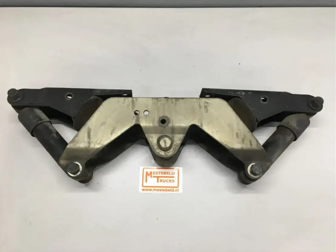 Volvo Cabine ophanging achter - Estrutura/ Châssis para Camião: foto 1 Volvo Cabine ophanging achter - Estrutura/ Châssis para Camião: foto 1
