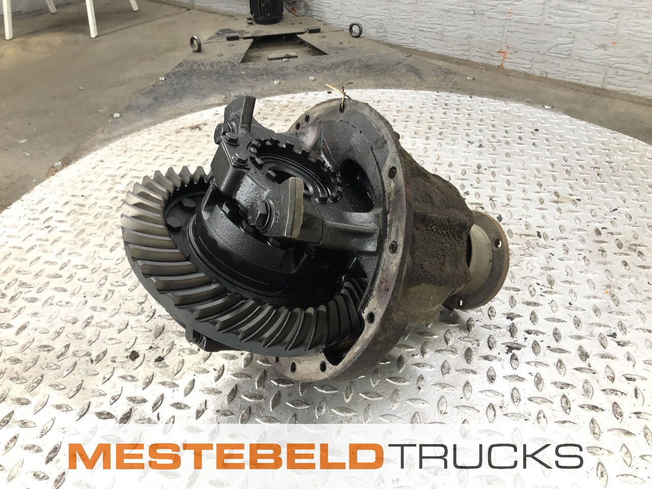 Volvo Differentieel Meritor RS-12 3,73 - Eixo traseiro para Camião: foto 1 Volvo Differentieel Meritor RS-12 3,73 - Eixo traseiro para Camião: foto 1