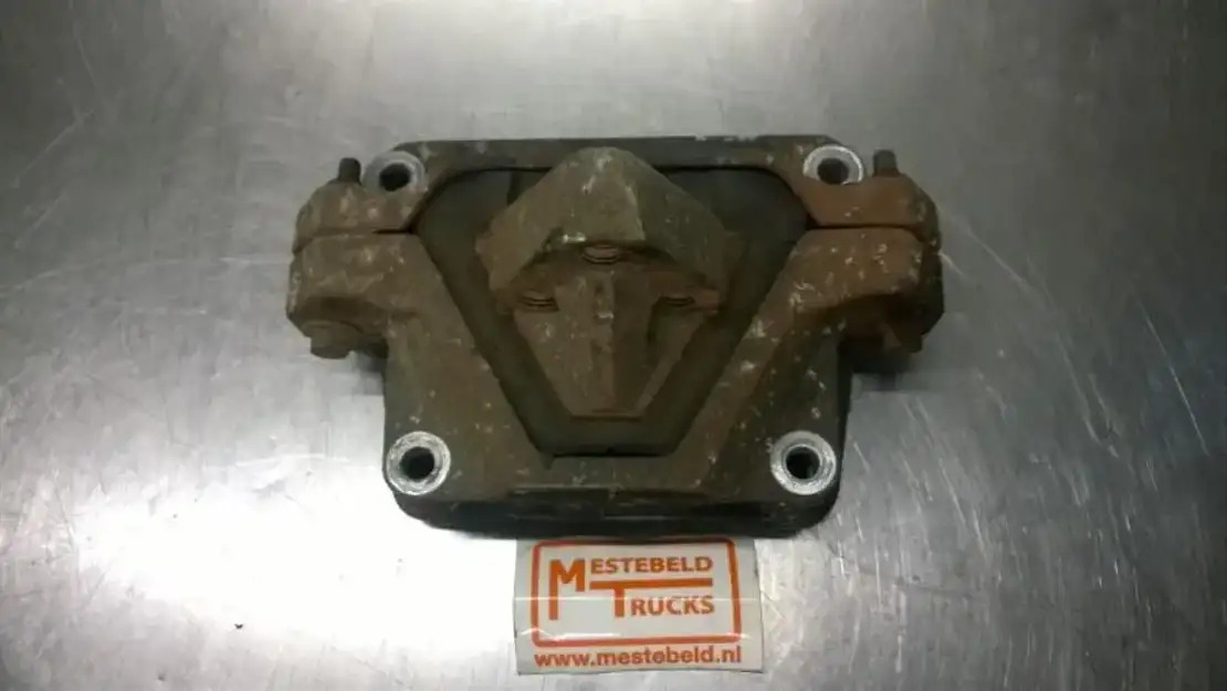 Volvo Motorsteun achter FL6 - Estrutura/ Châssis para Camião: foto 1 Volvo Motorsteun achter FL6 - Estrutura/ Châssis para Camião: foto 1