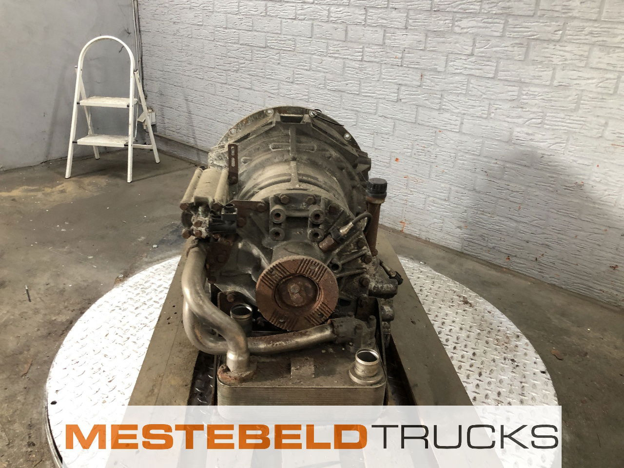 Volvo Versnellingsbak 5 HP 602 C Bus - Caixas de velocidade e peças para Camião: foto 2 Volvo Versnellingsbak 5 HP 602 C Bus - Caixas de velocidade e peças para Camião: foto 2