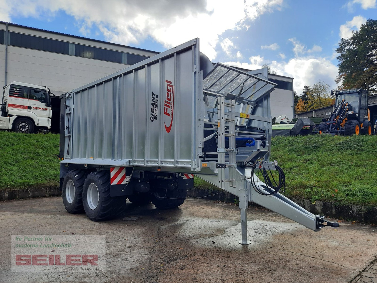 Fliegl ASW 271 C FOX 40m³ Franken-Renner - Autocarregadora: foto 1 Fliegl ASW 271 C FOX 40m³ Franken-Renner - Autocarregadora: foto 1