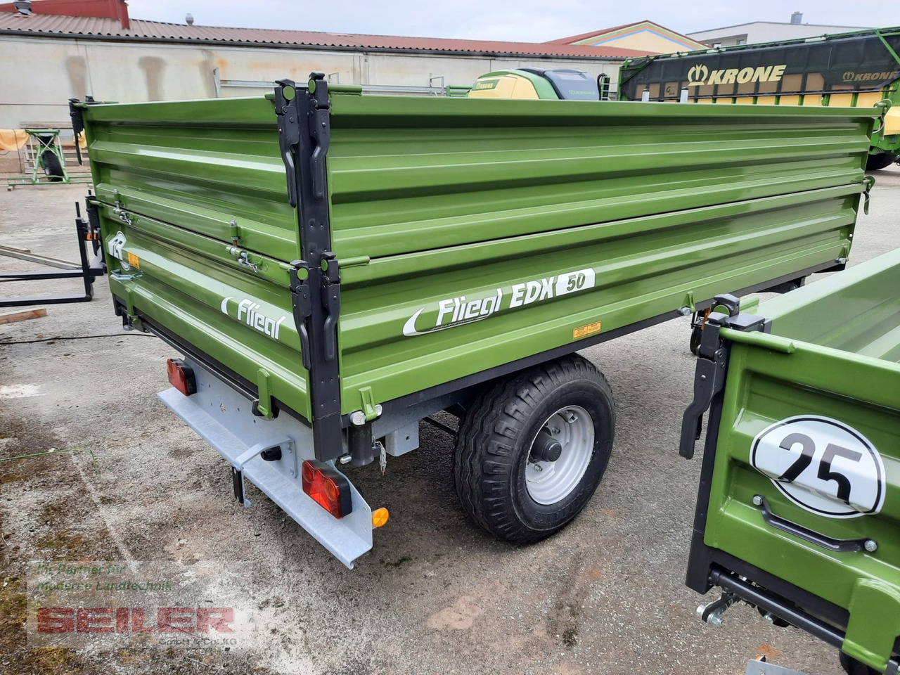 Fliegl EDK 50 FOX + Aufbau 400 mm - Reboque agrícola: foto 3 Fliegl EDK 50 FOX + Aufbau 400 mm - Reboque agrícola: foto 3