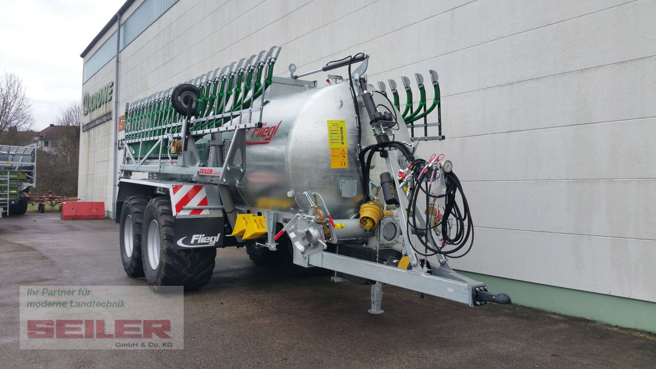 Fliegl PFW 12000 Maxx Line 12m³ + Skate 150 15m - Cisterna de chorume: foto 1 Fliegl PFW 12000 Maxx Line 12m³ + Skate 150 15m - Cisterna de chorume: foto 1