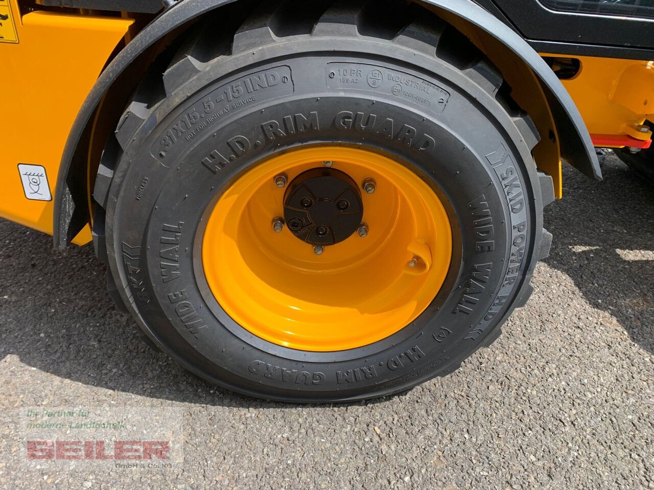 JCB 403 Agri Plus - Carregadora articulada: foto 5 JCB 403 Agri Plus - Carregadora articulada: foto 5