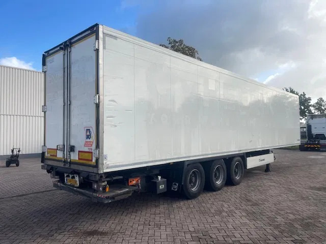 Krone CARRIER VECTOR 1950 3 AXELS - Semi-reboque frigorífico: foto 2 Krone CARRIER VECTOR 1950 3 AXELS - Semi-reboque frigorífico: foto 2