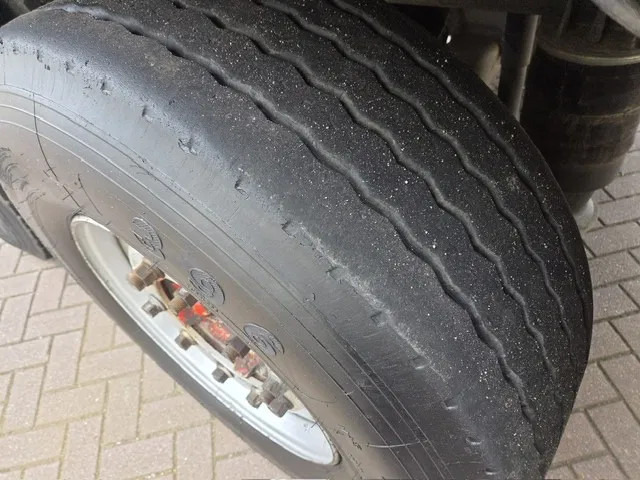 Camião de caixa aberta/ Plataforma Scania 113 380 8 Tires 6x2: foto 19
