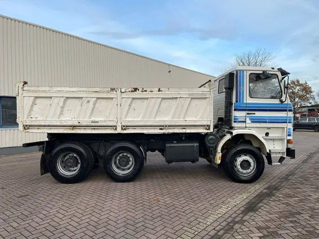 Scania 113H 380 6x4 Tipper - Camião basculante: foto 2 Scania 113H 380 6x4 Tipper - Camião basculante: foto 2
