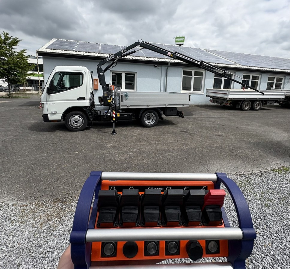 FUSO 3S15 Alu Pritsche 2.80m Ladekran Funk! sofort ve - Camião grua, Camião de caixa aberta/ Plataforma: foto 5 FUSO 3S15 Alu Pritsche 2.80m Ladekran Funk! sofort ve - Camião grua, Camião de caixa aberta/ Plataforma: foto 5