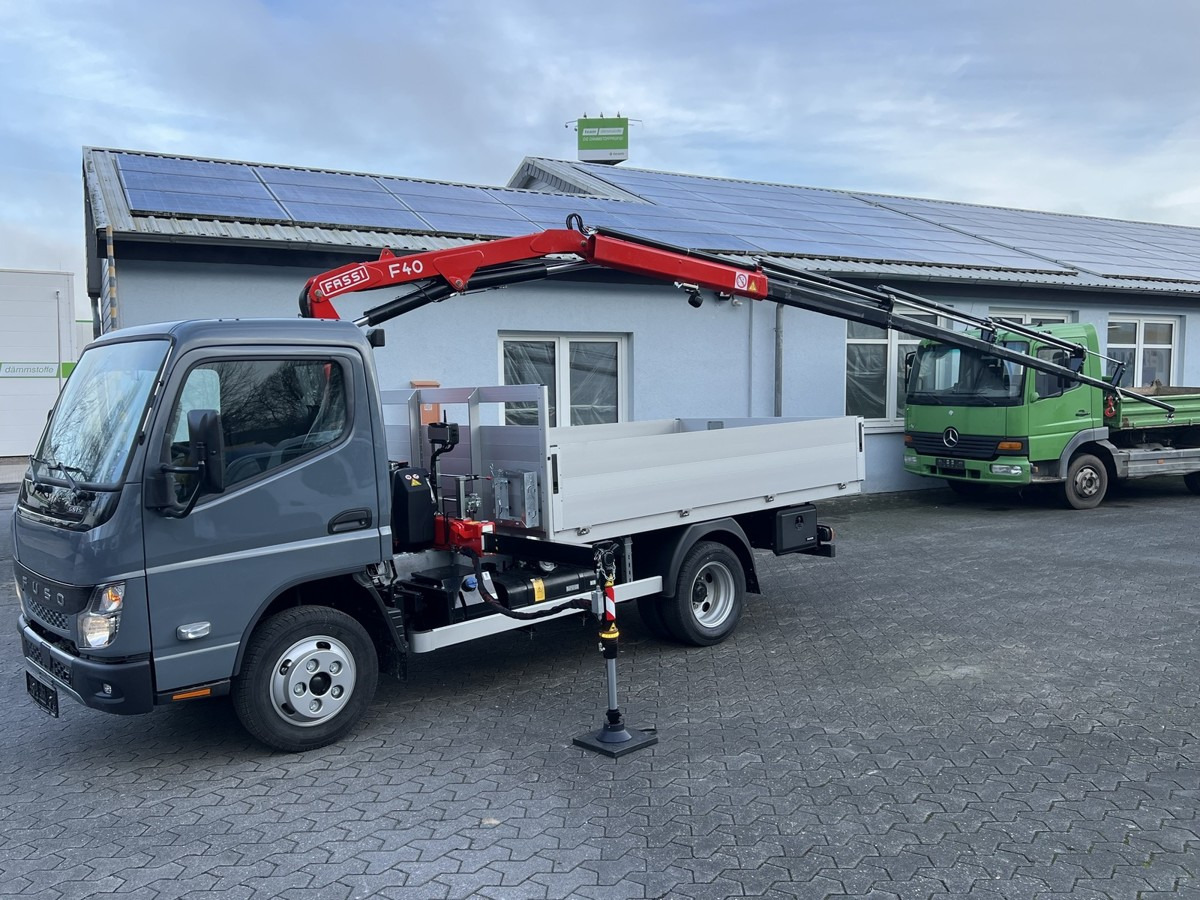 FUSO 6S15 Pritsche 3.0m Kran 4xhydr. Funk! - Carrinha de caixa aberta: foto 2 FUSO 6S15 Pritsche 3.0m Kran 4xhydr. Funk! - Carrinha de caixa aberta: foto 2