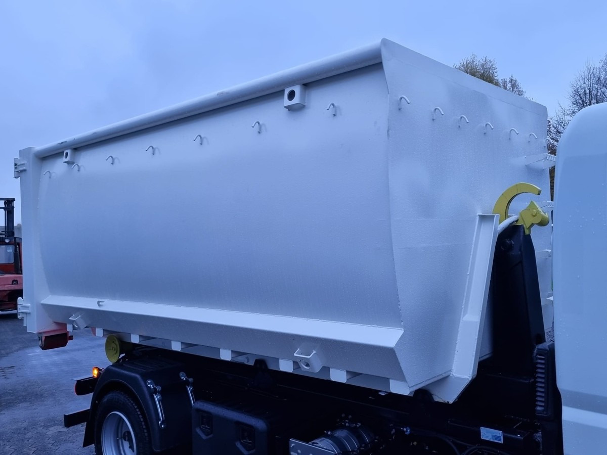 Locação financeira de FUSO Canter FUSO 9C18 Duonic City Abrollkipper FUSO Canter FUSO 9C18 Duonic City Abrollkipper: foto 10 Locação financeira de FUSO Canter FUSO 9C18 Duonic City Abrollkipper FUSO Canter FUSO 9C18 Duonic City Abrollkipper: foto 10