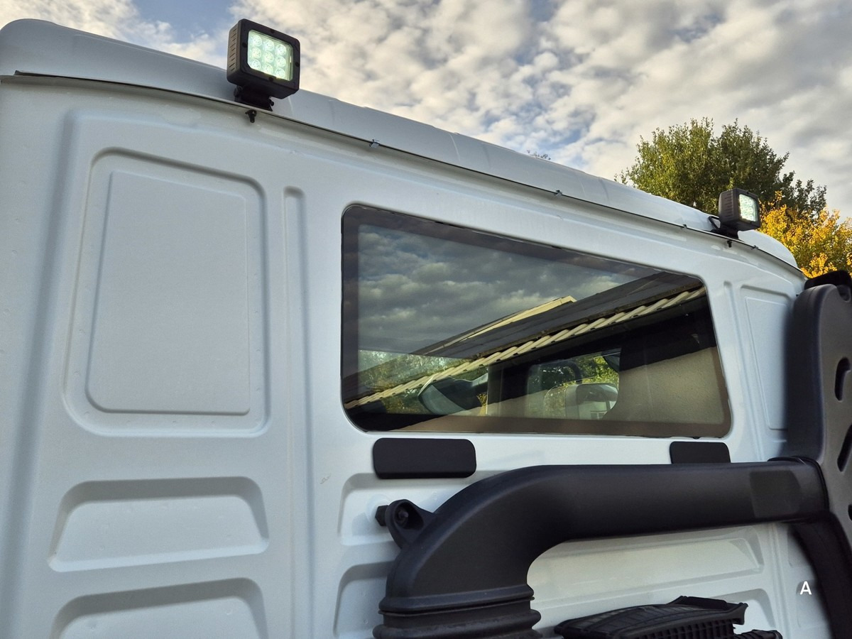 MAN TGL 8.190 BL City Abrollkipper Aut., 2 x AHK sof - Camião polibenne: foto 5 MAN TGL 8.190 BL City Abrollkipper Aut., 2 x AHK sof - Camião polibenne: foto 5