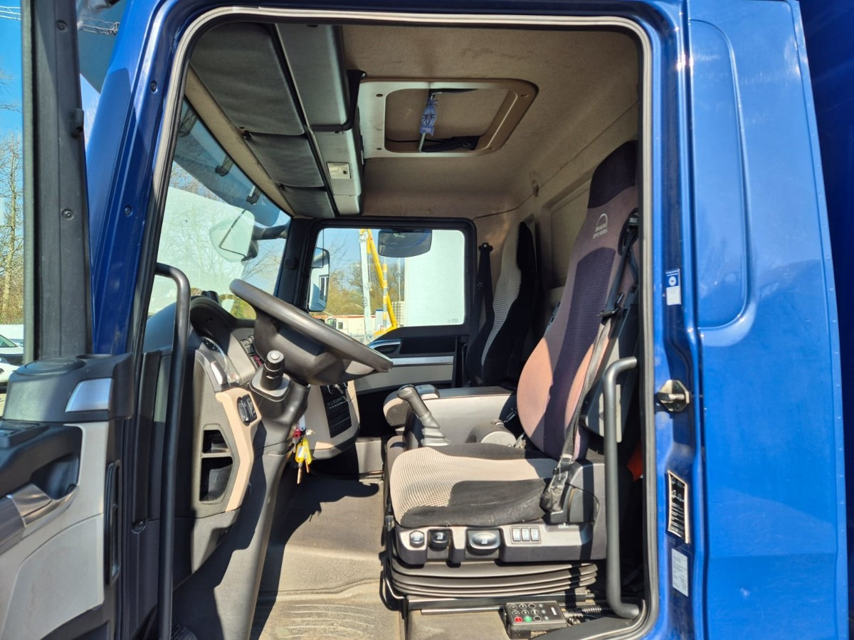 MAN TGL 8.220 BL Autotransporter Euro 6 AHK - Camião transporte de veículos, Veículo comercial: foto 2 MAN TGL 8.220 BL Autotransporter Euro 6 AHK - Camião transporte de veículos, Veículo comercial: foto 2