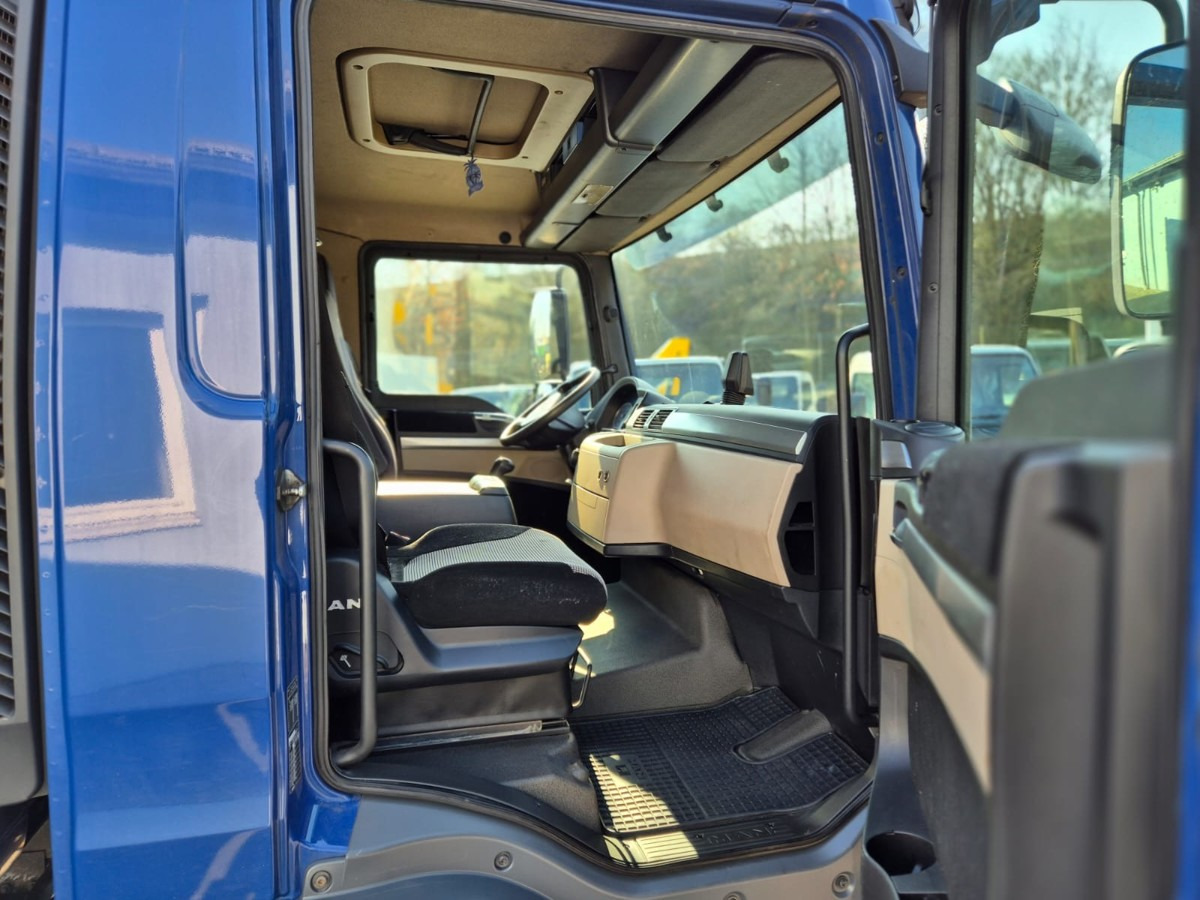 MAN TGL 8.220 Koffer 6.20m LBW AHK 8.190 - Camião transporte de veículos, Veículo comercial: foto 3 MAN TGL 8.220 Koffer 6.20m LBW AHK 8.190 - Camião transporte de veículos, Veículo comercial: foto 3