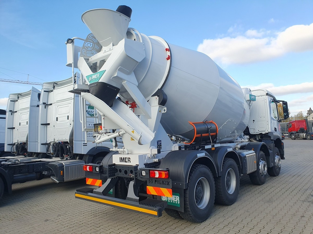 MERCEDES-BENZ Arocs 3740 8x4 Betonmischer IMER ORU LT105 H 10m - Camião betoneira: foto 3 MERCEDES-BENZ Arocs 3740 8x4 Betonmischer IMER ORU LT105 H 10m - Camião betoneira: foto 3