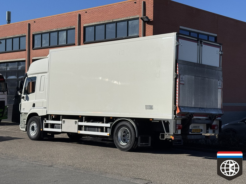 DAF CF 330 FA Space Cab / deepfreezer -30oC / TAILLIFT / - Camião frigorífico: foto 3 DAF CF 330 FA Space Cab / deepfreezer -30oC / TAILLIFT / - Camião frigorífico: foto 3