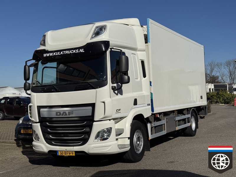 DAF CF 330 FA Space Cab / deepfreezer -30oC / TAILLIFT / - Camião frigorífico: foto 2 DAF CF 330 FA Space Cab / deepfreezer -30oC / TAILLIFT / - Camião frigorífico: foto 2
