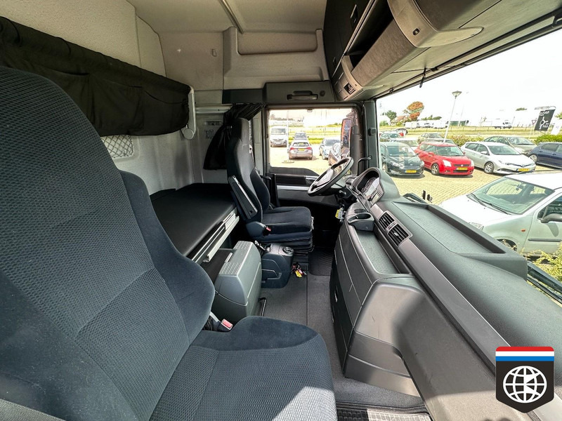 Locação financeira de MAN TGX 18 440 NIGHT A/C - RETARDER - COMBI FREUHAUF MAN TGX 18 440 NIGHT A/C - RETARDER - COMBI FREUHAUF: foto 15