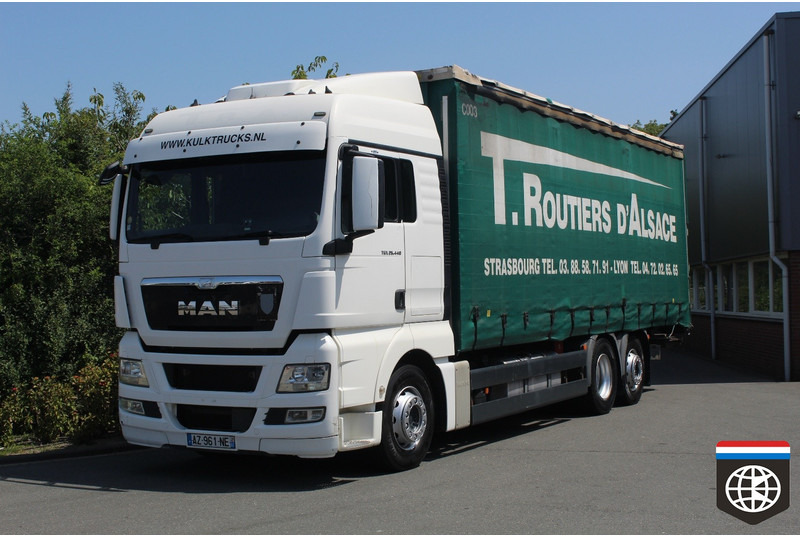 MAN TGX 26 440 RETARDER - NIGHT A/C - Camião de lona: foto 1 MAN TGX 26 440 RETARDER - NIGHT A/C - Camião de lona: foto 1