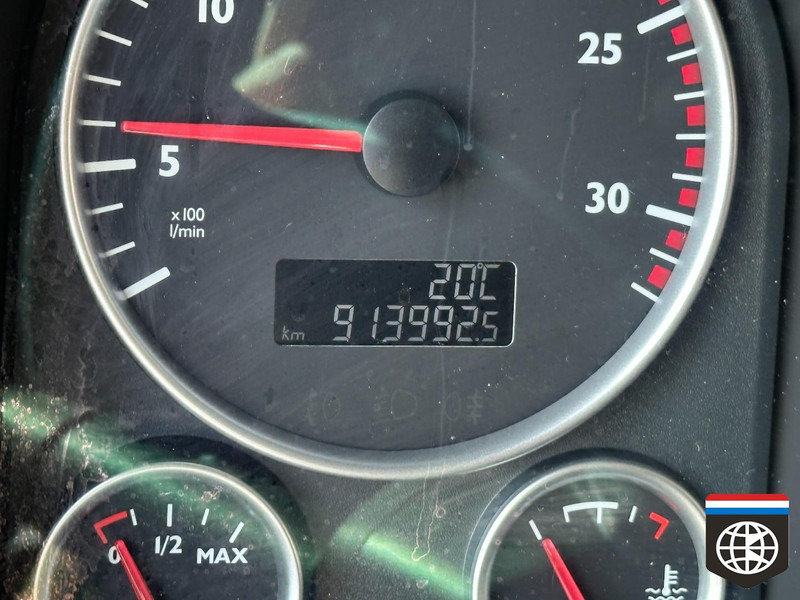 Camião de lona MAN TGX 26.480 RETARDER - NIGHT A/C - 130M3 COMBINATION: foto 17