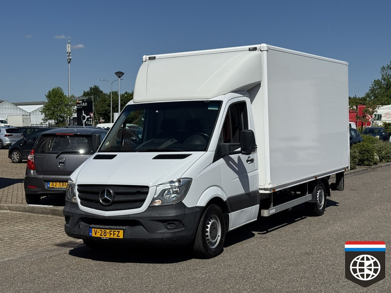 Mercedes-Benz Sprinter 316 CDI 1000kg load capacity - box - tailf lift - Carrinha de contentor: foto 2 Mercedes-Benz Sprinter 316 CDI 1000kg load capacity - box - tailf lift - Carrinha de contentor: foto 2