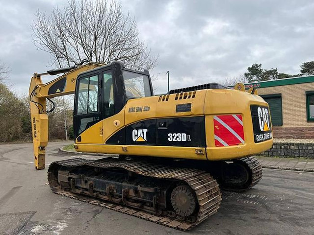 Caterpillar 323DL - 323 DL - 323D - Escavadeira: foto 2 Caterpillar 323DL - 323 DL - 323D - Escavadeira: foto 2